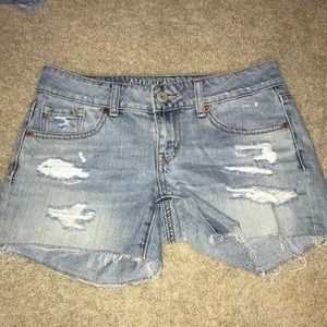 American Eagle denim shorts light wash